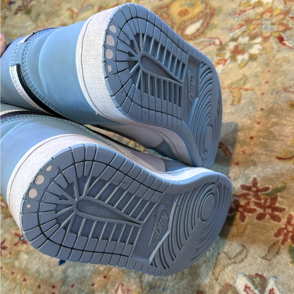 Blue Jordan 1 high size 10 - Picture 8 of 9